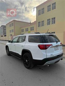GMC Acadia